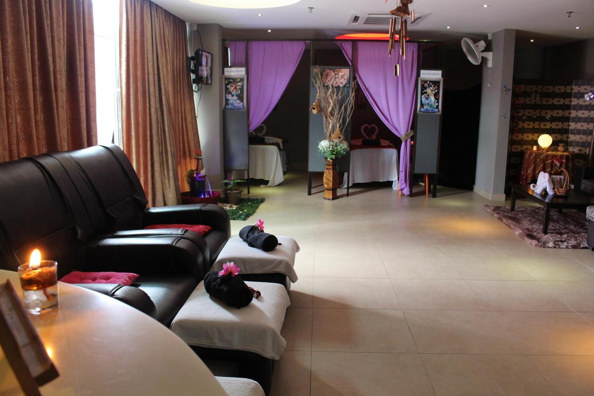 Paradise Spa Hotel Port Dickson Exterior photo